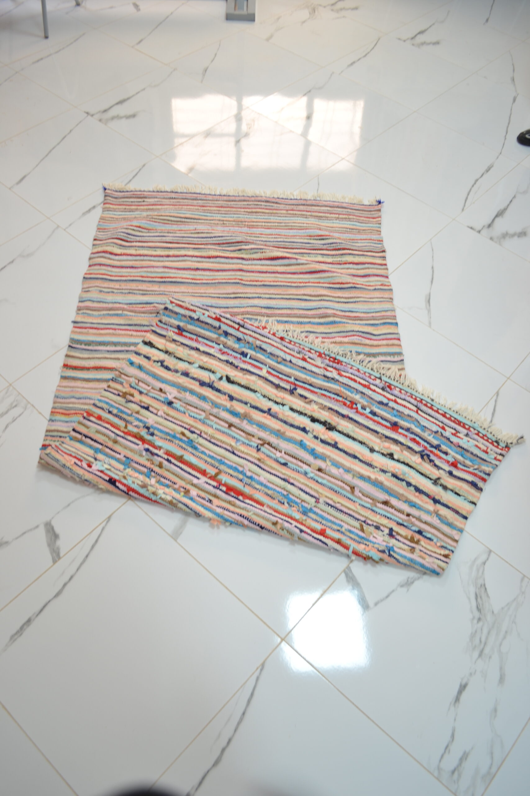 Tapis à rayures horizontales - Image 2